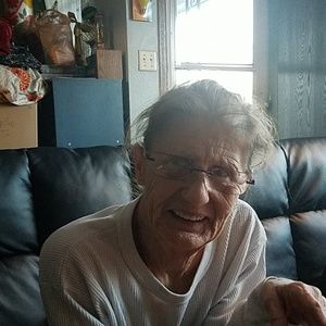 Meet your Posher, Sallie